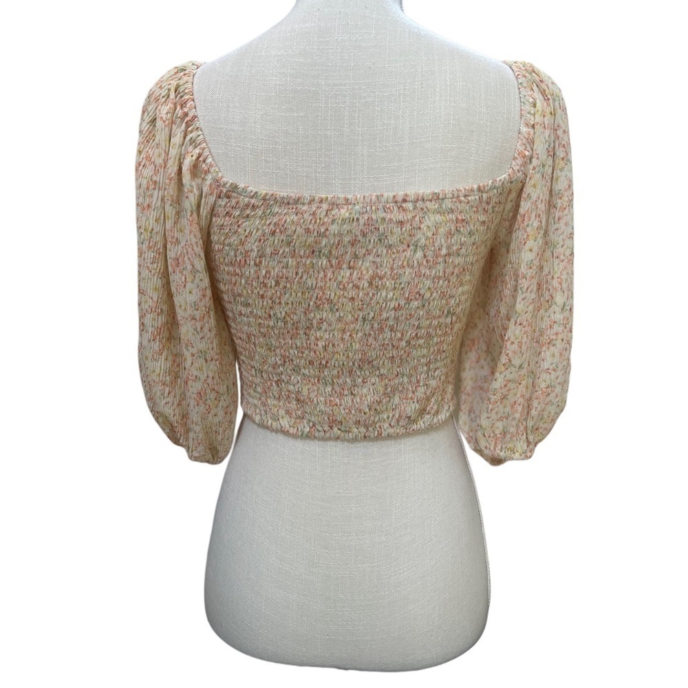 Lush Crossover Floral Cottagecore Feminine Crop Top Puff Sleeve - Picture 5 of 6